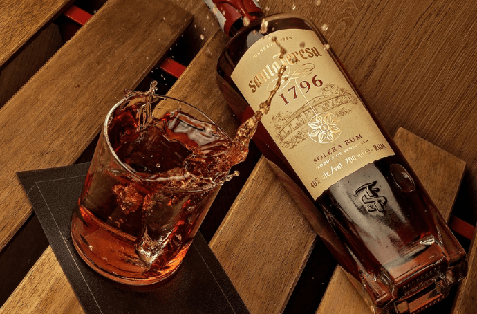 RUM SANTA TERESA 1796 ZDJĘCIE DYNAMICZNE
